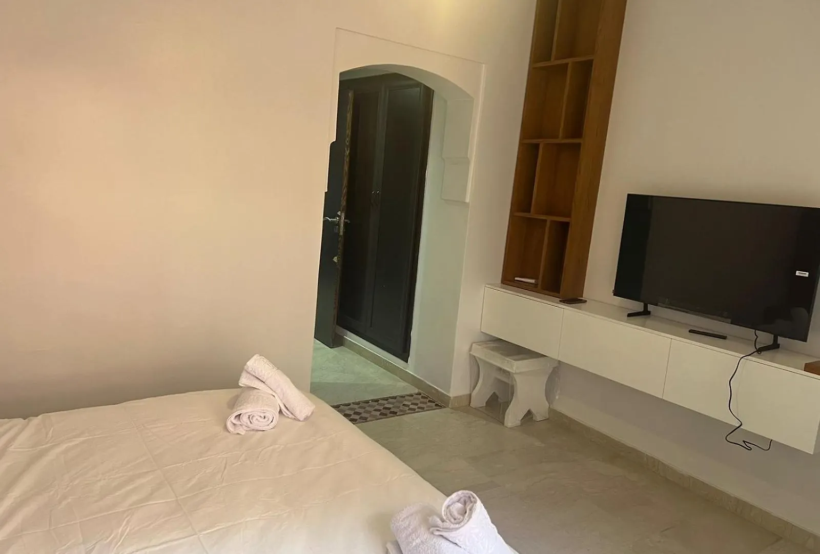 Bel Appartement Meuble Avec Piscine, L'Hivernage A Marrakech Marakéš