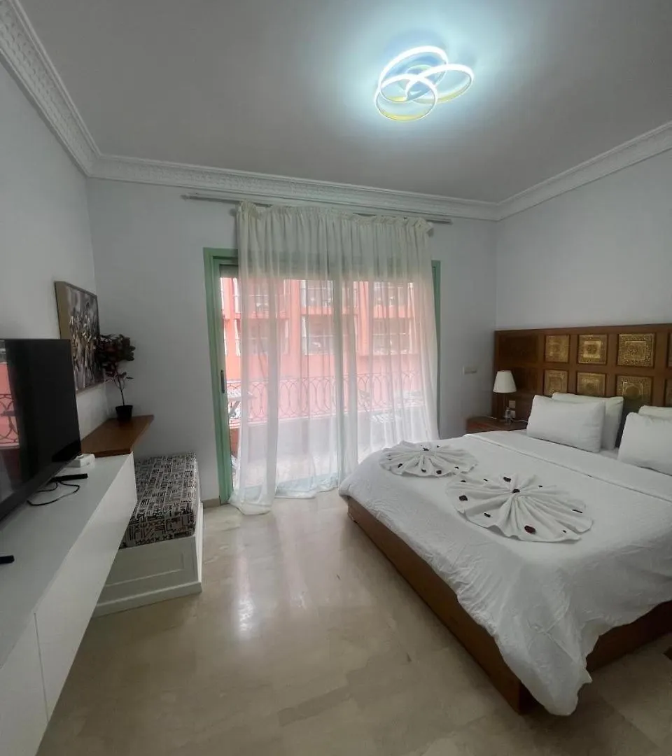 Bel Appartement Meuble Avec Piscine, L'Hivernage A Marrakech Marakéš