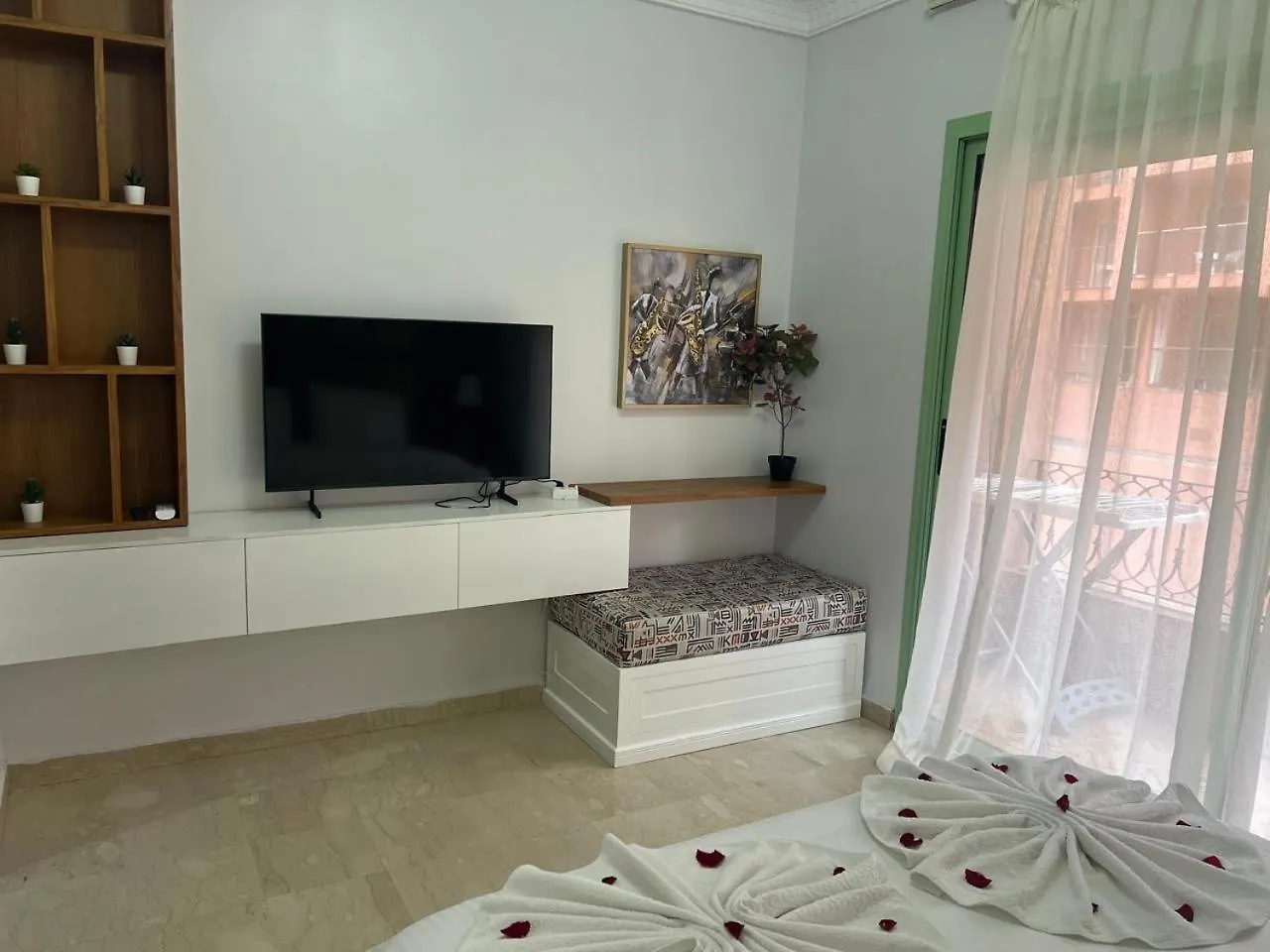 Bel Appartement Meuble Avec Piscine, L'Hivernage A Marrakech Marakéš Apartmán